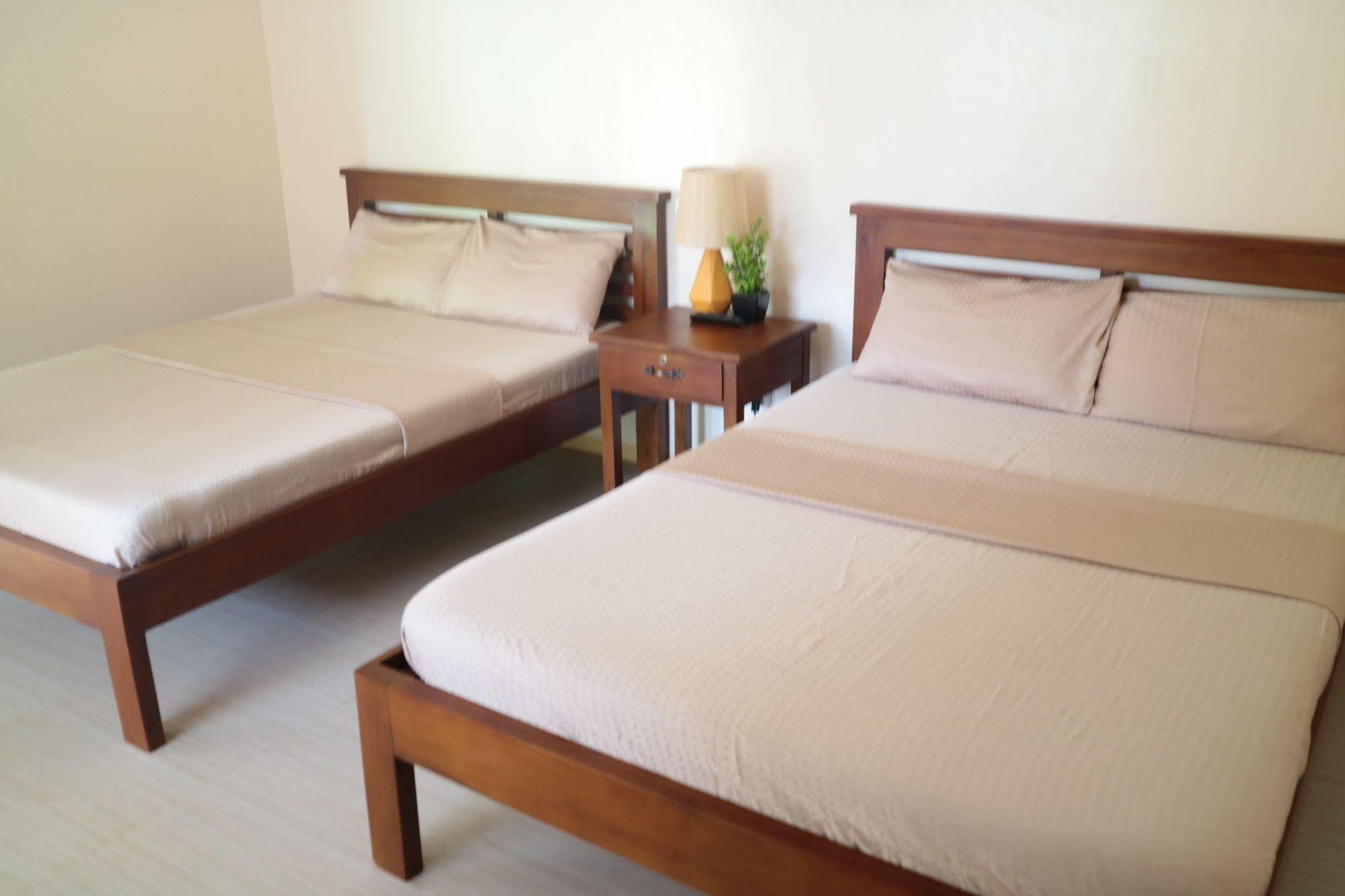 Jannah Glycel Beach House Hotel Guimaras Exterior foto