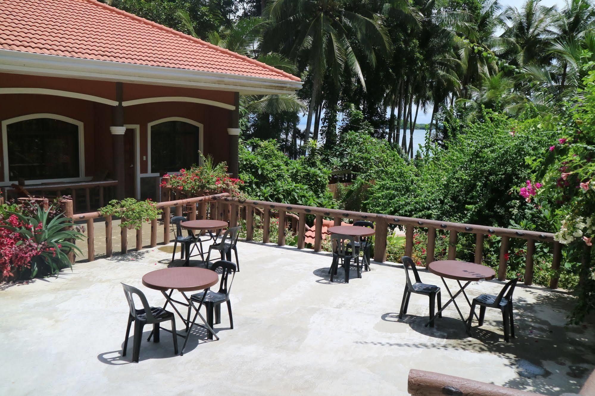 Jannah Glycel Beach House Hotel Guimaras Exterior foto
